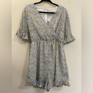 Mi‎ Ami Metallic Floral Romper - L